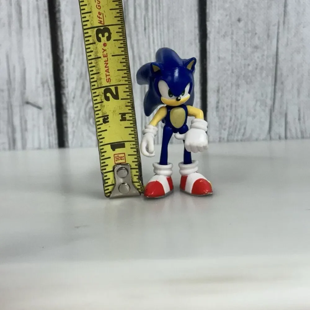 2 SEGA Jakks Sonic The Hedgehog Knuckles Tails Action Figure 2.5